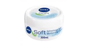 Nivea Soft Moisturising Cream 100ml .